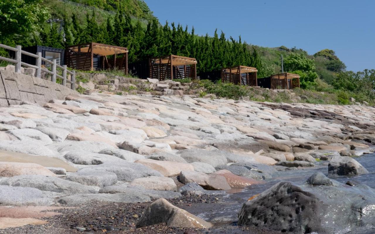 Retreat佐渡風島 グランピング- Self Check-In Only Hotel Sado Exterior photo